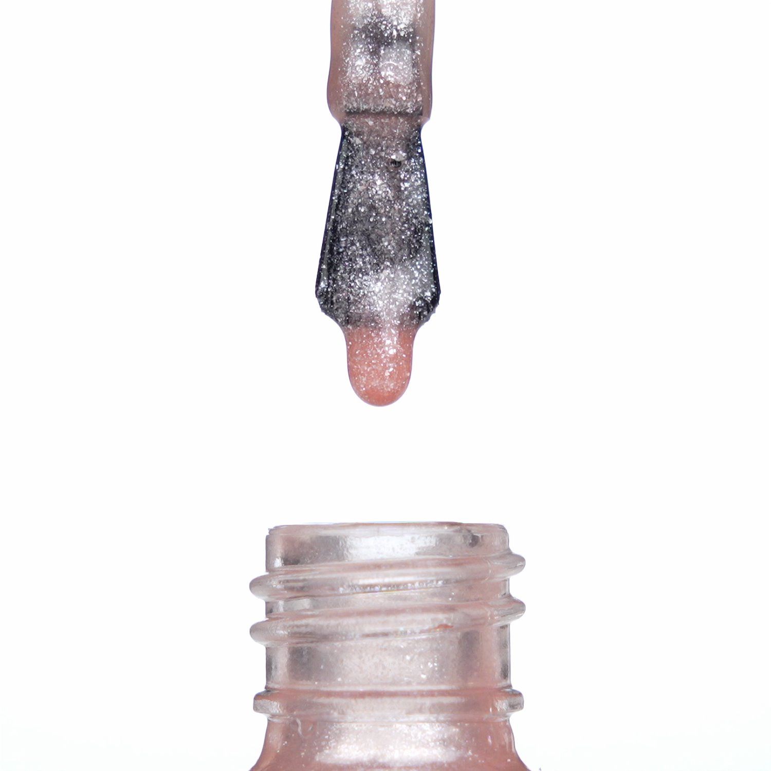 Anwendung von Nagellack NP464 Waterlily