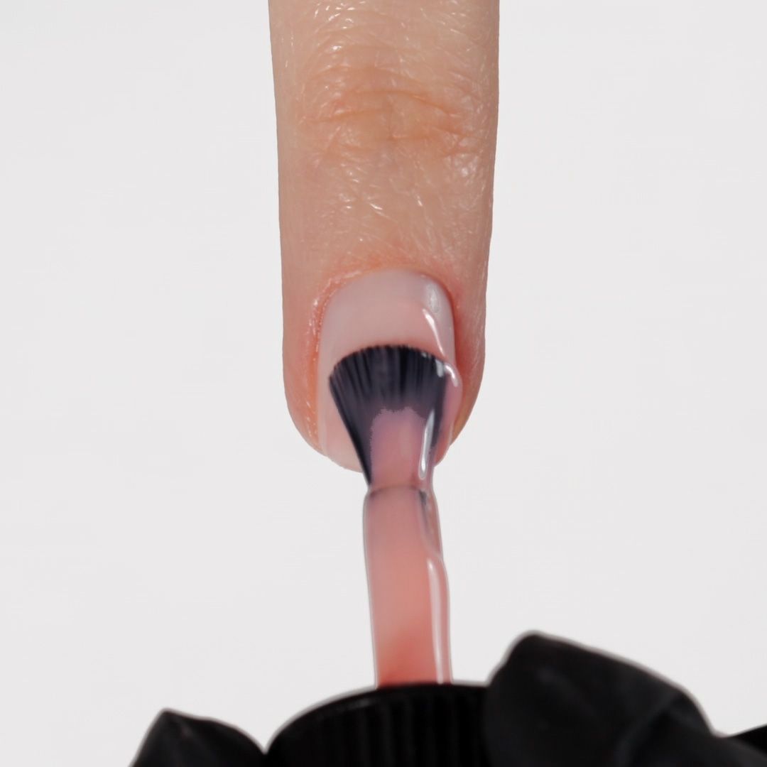 Application of Gel Nail Polish SP539 Pink Petal