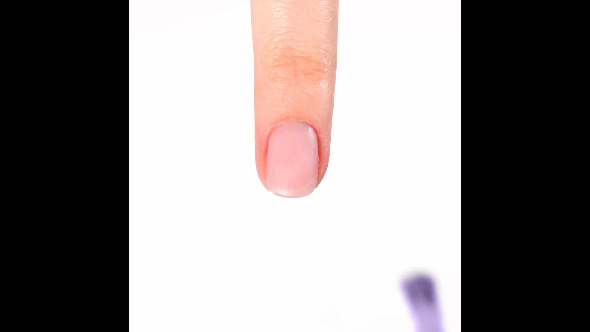 Applicazione di Smalto semipermanente SP668 Lavender Cupcake