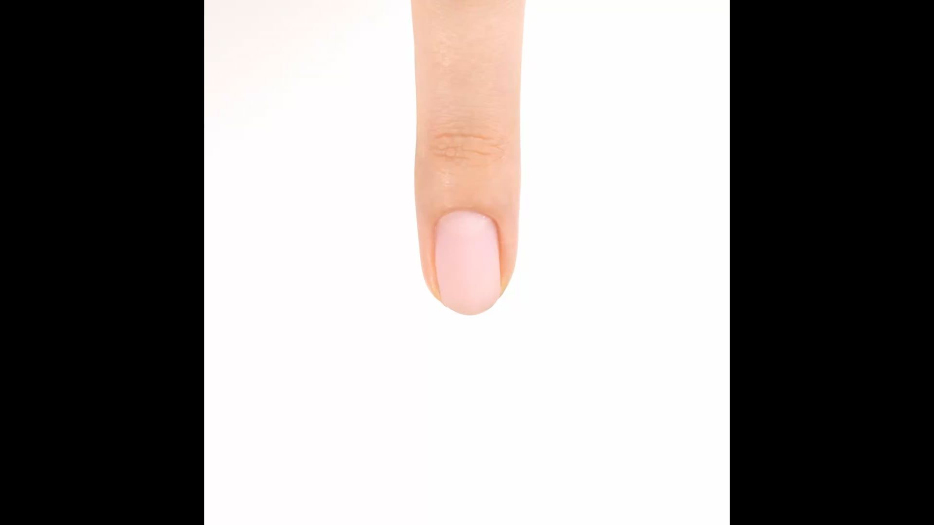 Application de Gel couleur C94 Dama
