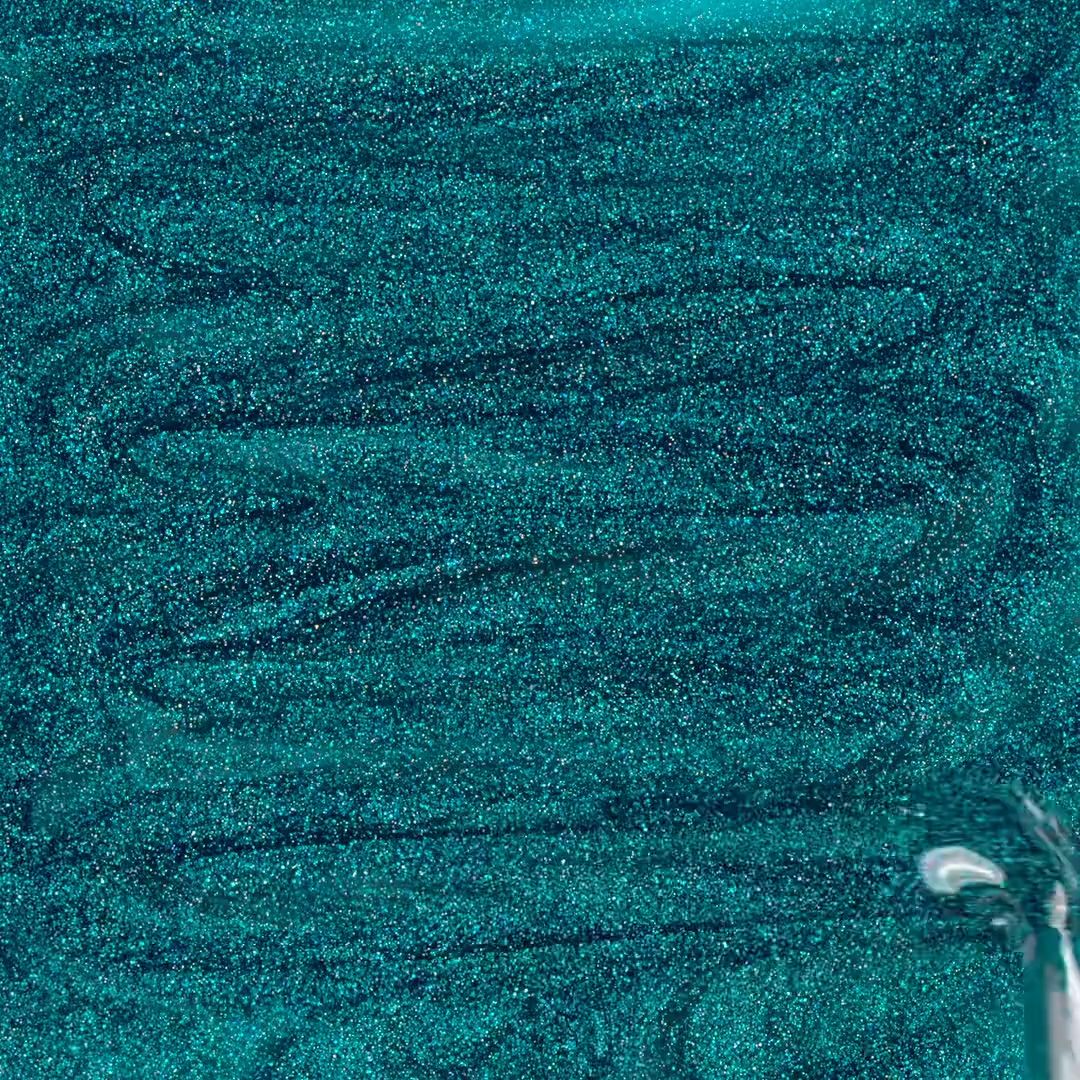 Application of Gel Nail Polish GPA105 Optical Lagoon 