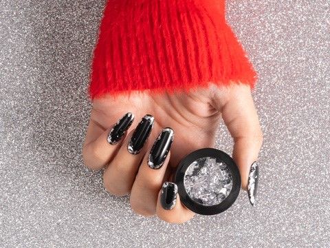 Black Rocks! | Unghie nere e argento