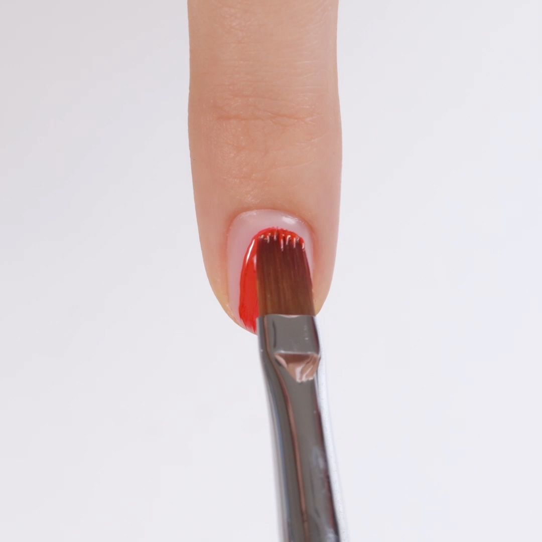 Aplicación de Gel Color C14 Valentino Red