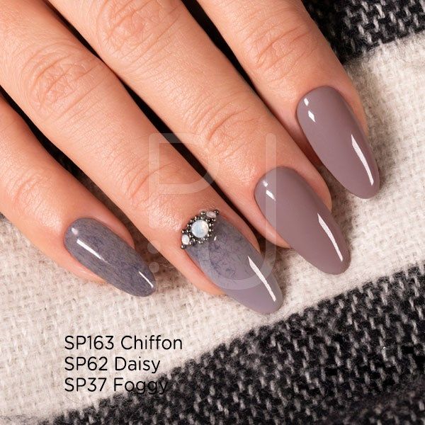 Gel Nail Polish GP62 Daisy detail