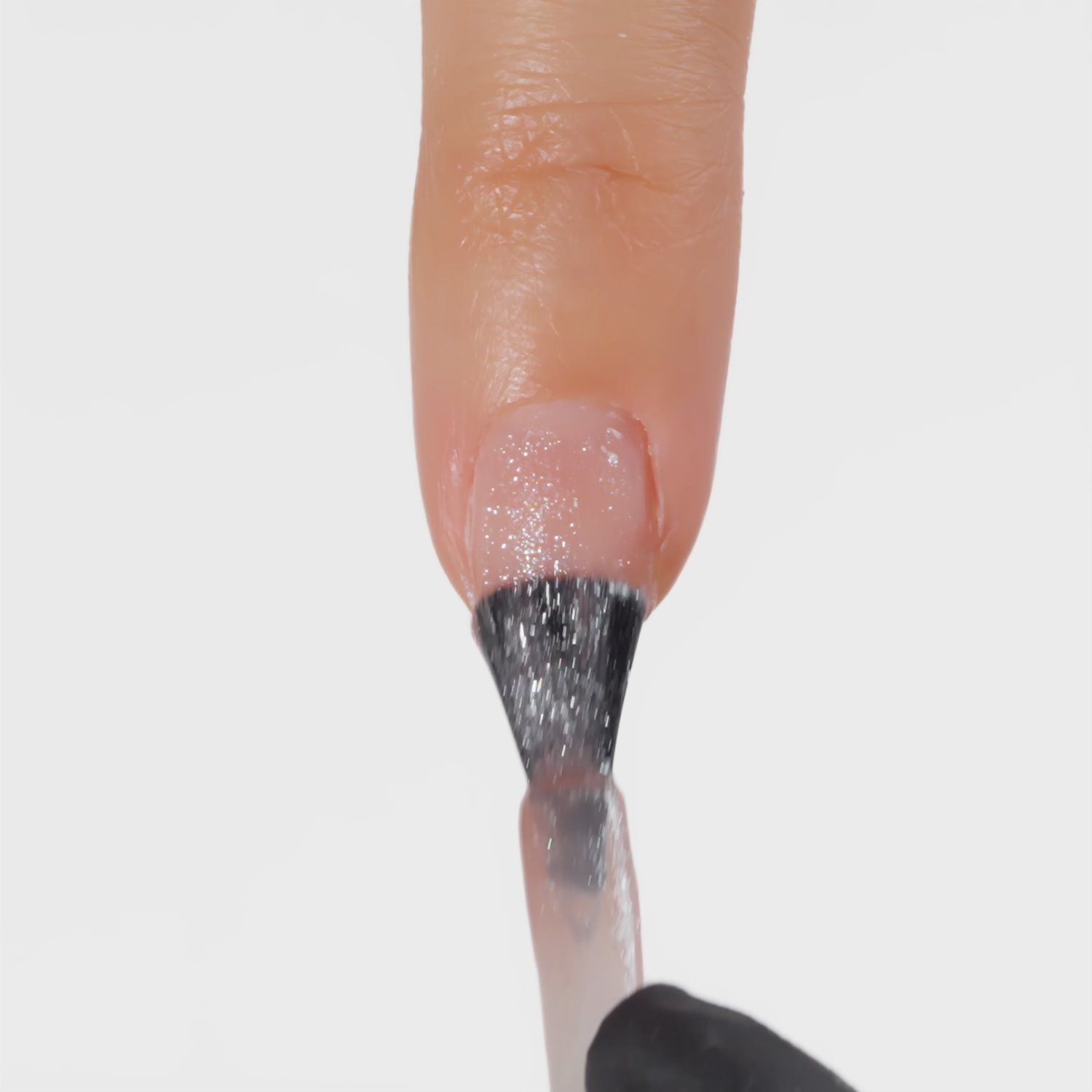 Anwendung von Nagellack NP464 Waterlily