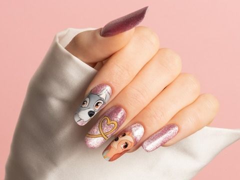 Nail art in micropittura