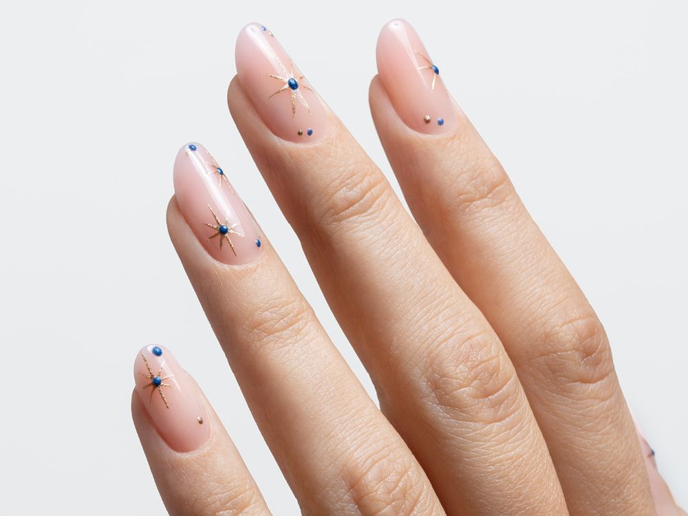 Gelnius Celestial Touch | Ongles avec des étoiles