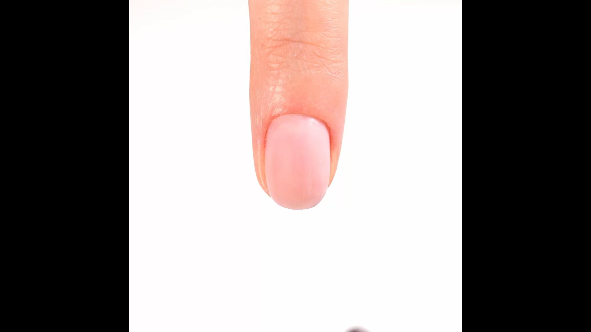 Application de Vernis semi-permanent VSA11 Sangue di Giuda