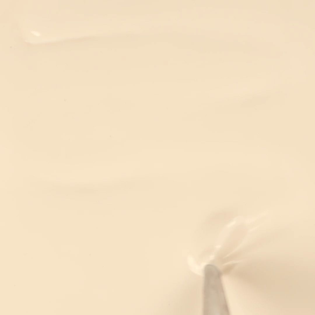 Application of Gel Nail Polish SP279 Soft Sand