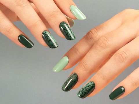 Uñas Halloween con efecto serpiente