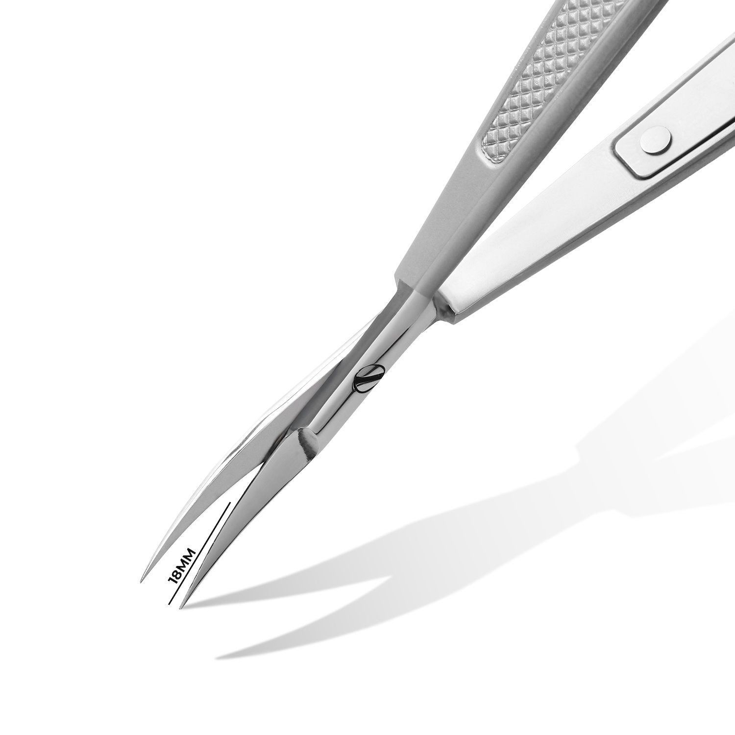 Ciseaux à ressort Precision pour cuticules – lame 18 mm détail