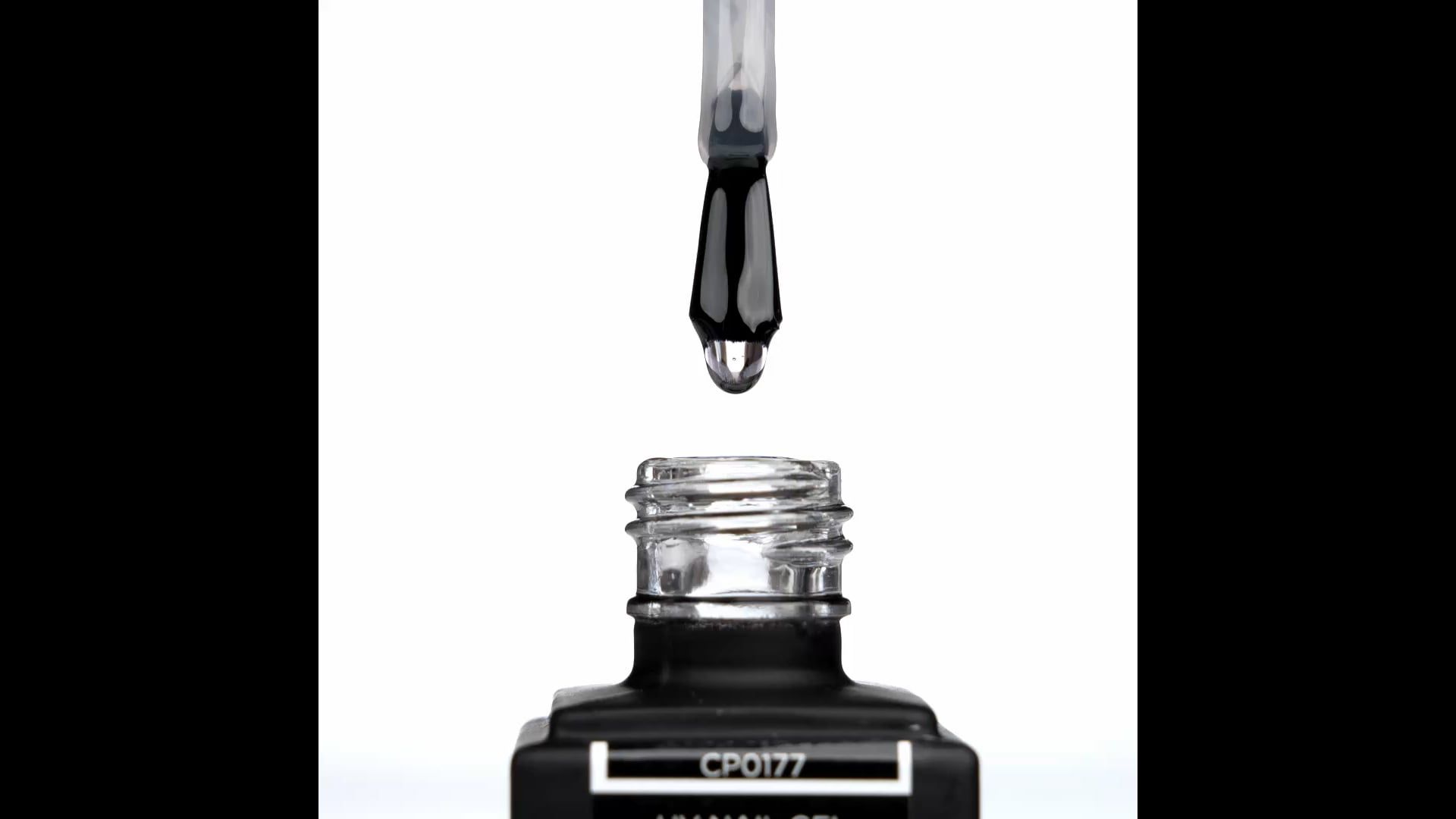 Applicazione di Aqua Gloss 15 ml