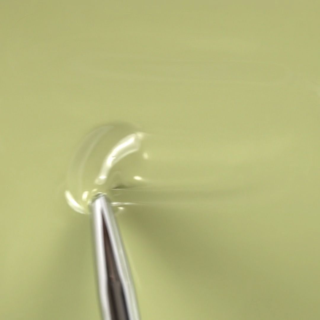 Aplicación de Esmalte Semipermanente SPC99 Mimetic