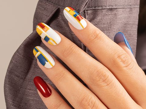 Abstract autumn manicure