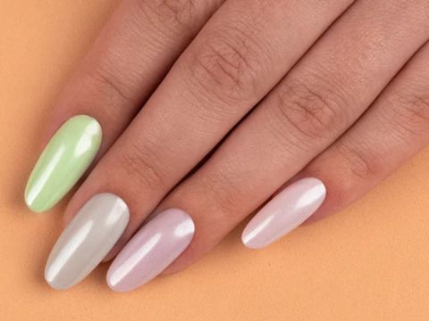 Pearly Pastel Nails