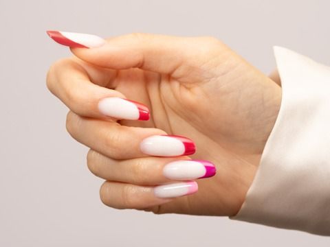 Pink French Nails | Farbige French