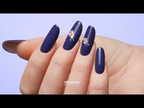 Strass Nails | Ongles avec strass