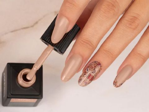 Trendy Nude
