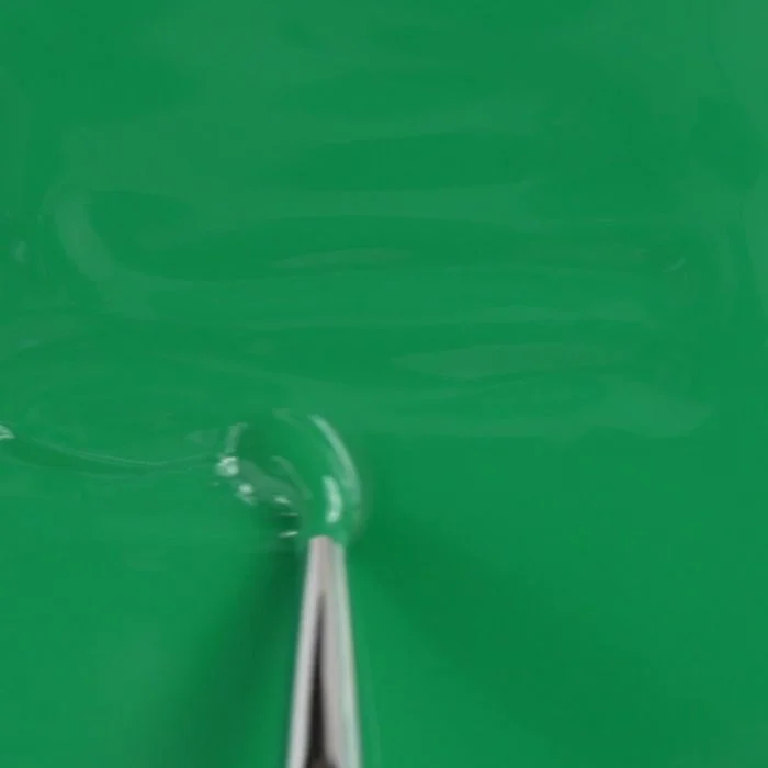 Aplicación de Esmalte semipermanente SP808 Green Pop