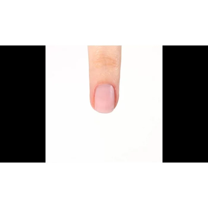 Aplicación de Esmalte Semipermanente EPC96 Gioia