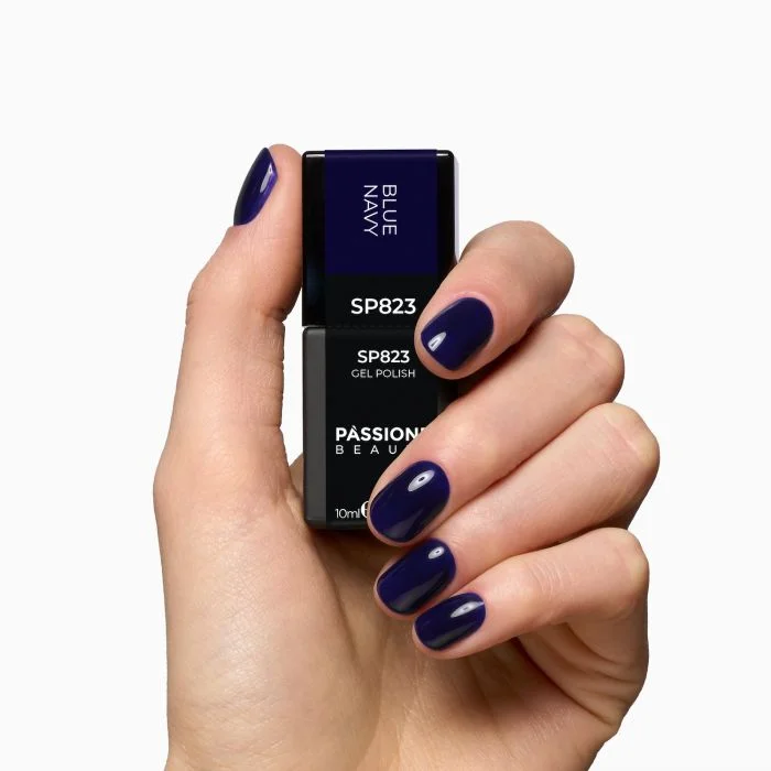 Collection Back 2 Basics - Collection de vernis semi-permanents avec mini-sac - détail 3