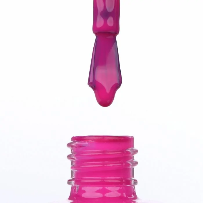 Application de Vernis NP798 Pink Paradise
