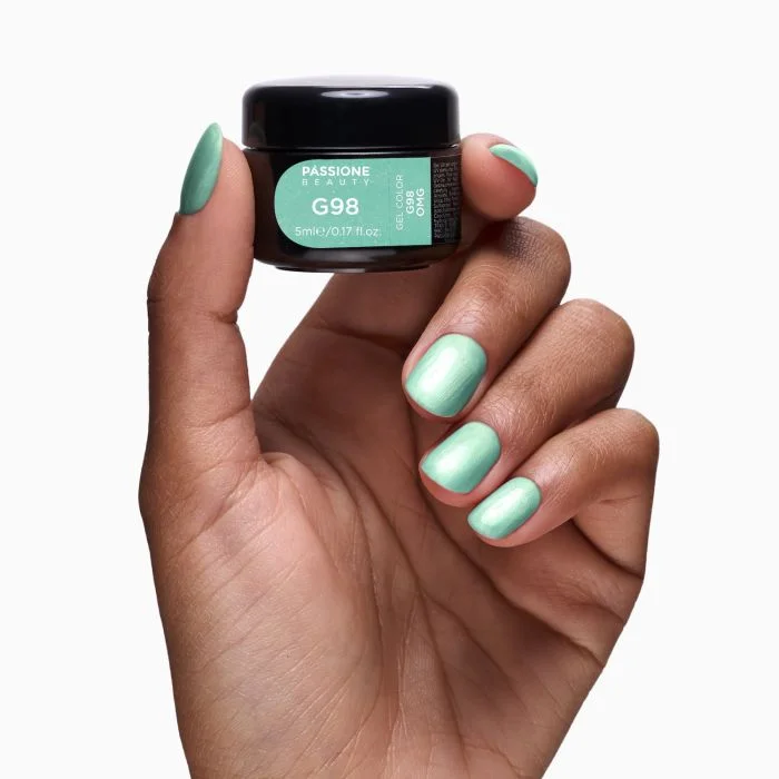 Gel glitter G98 Omg - Gel couleur pailleté vert aigue-marine, avec un léger effet perlé - détail 2