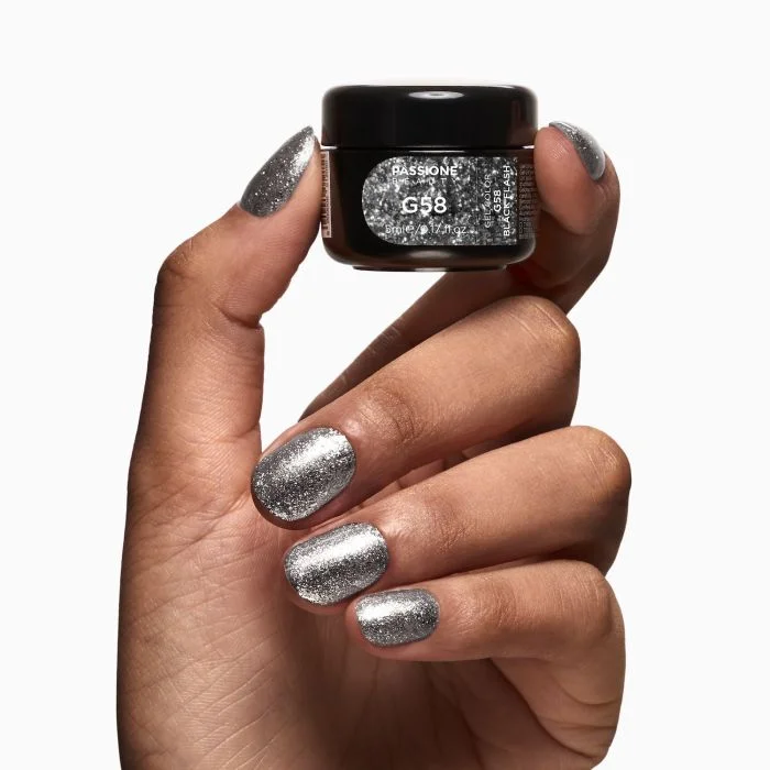 Glitter Farbgel G58 Black Flash - Farbgel in Schwarz mit Silberglitzer - Detail 1