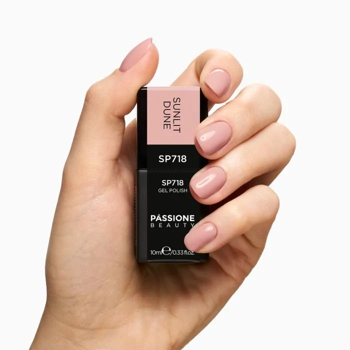 Vernis semi-permanent SP718 Sunlit Dune - Vernis semi-permanent rose nude - détail 1