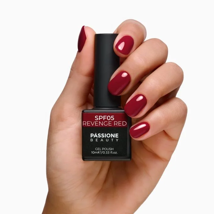 Colore semipermanente SPF05 Revenge Red - Gel semipermanente colorato SPF05 Revenge Red,&nbsp;Rosso scuro, intenso e seducente - dettaglio 1