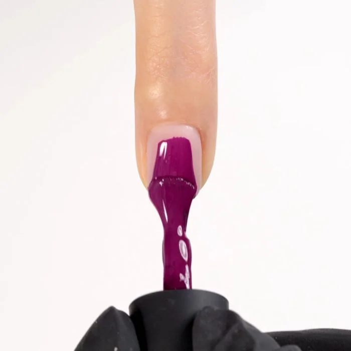 Application de Vernis semi-permanent VSF06 Sweety