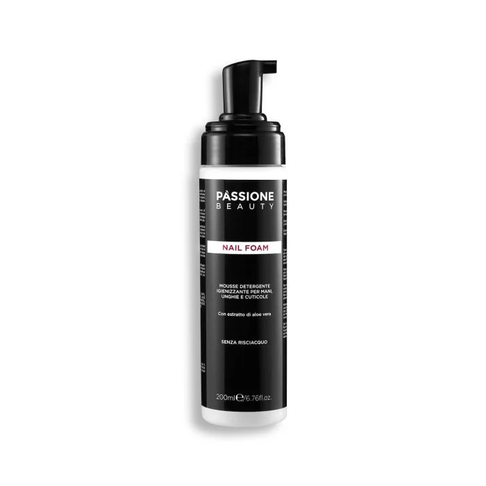 Nail Foam Mousse Detergente Igienizzante 200 ml - Mousse detergente igienizzante per mani, unghie e cuticole. Senza risciacquo