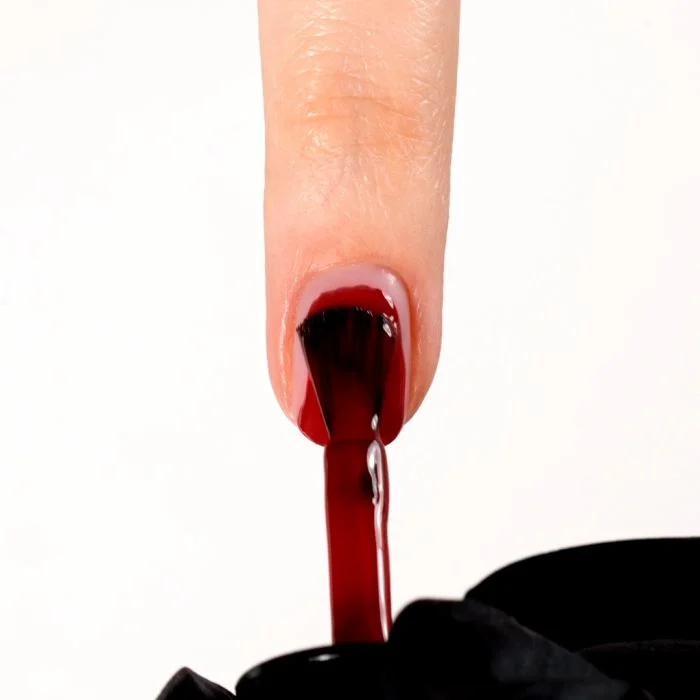 Applicazione di Smalto semipermanente SP49 Lipstick