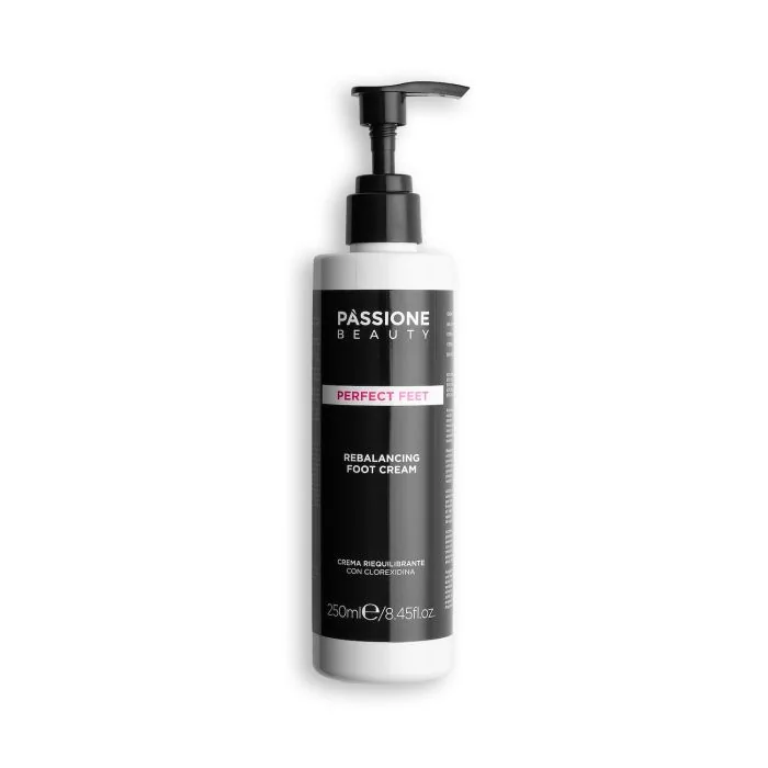 Perfect Feet Crema riequilibrante - con Clorexidina - Crema piedi riequilibrante.