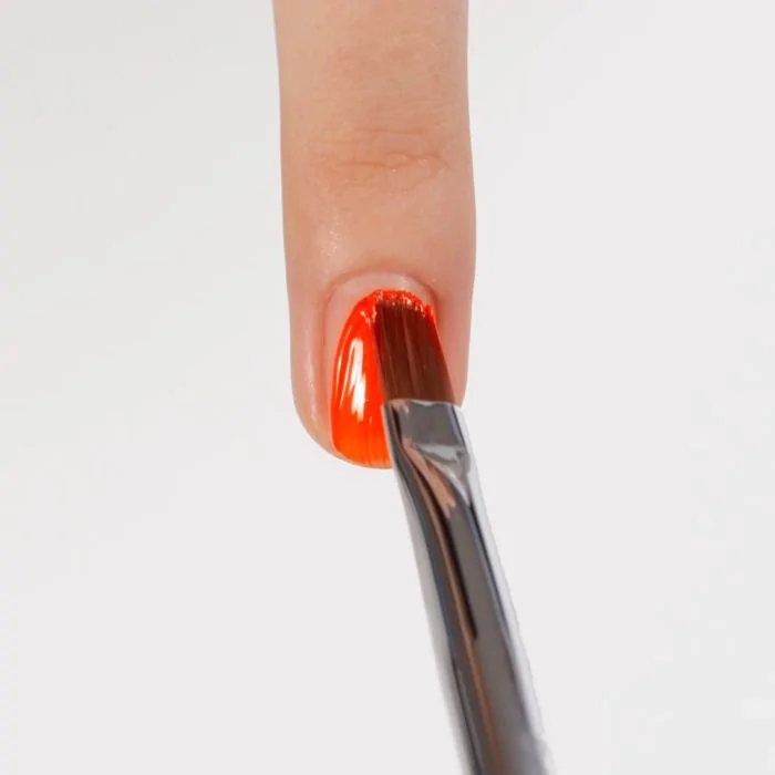 Applicazione di Gel Color C26 Coral Fluo