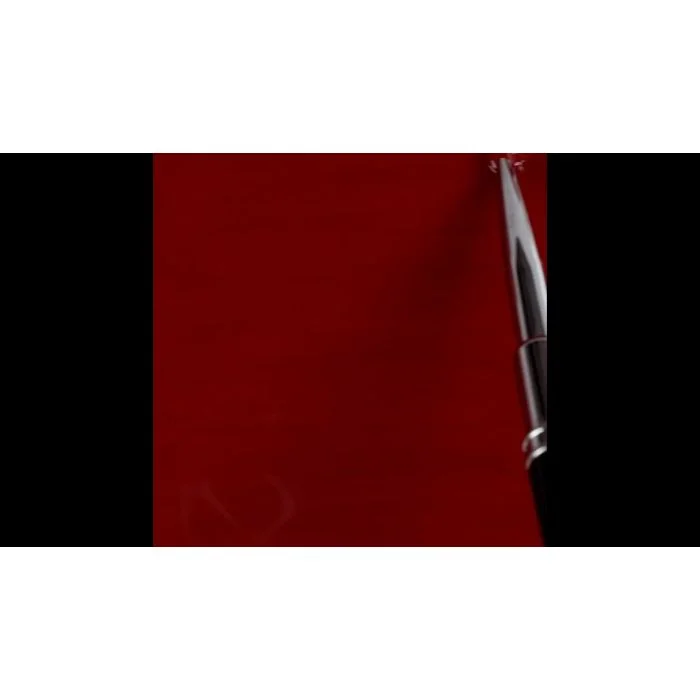 Applicazione di Smalto semipermanente SP633 Rich Ruby