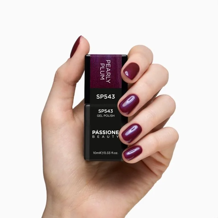 Smalto semipermanente SP543 Pearly Plum - Colore semipermanente bordeaux tendente al viola con effetto glazed - dettaglio 2