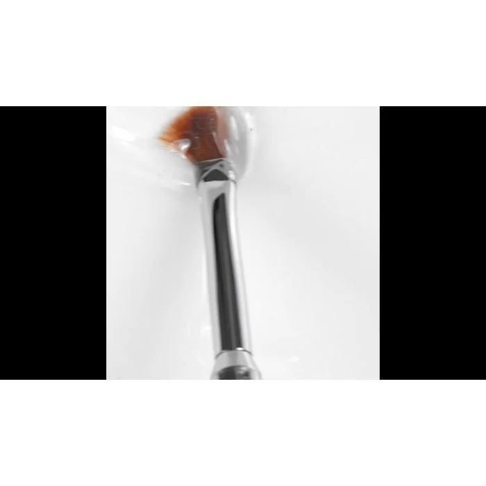 Anwendung von Master Gloss High Viscosity 50 ml