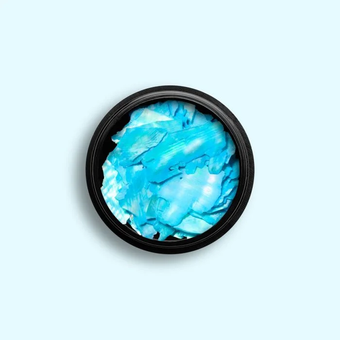 Light Blue Crushed Shell - Light blue mother of pearl flakes for nail decoration