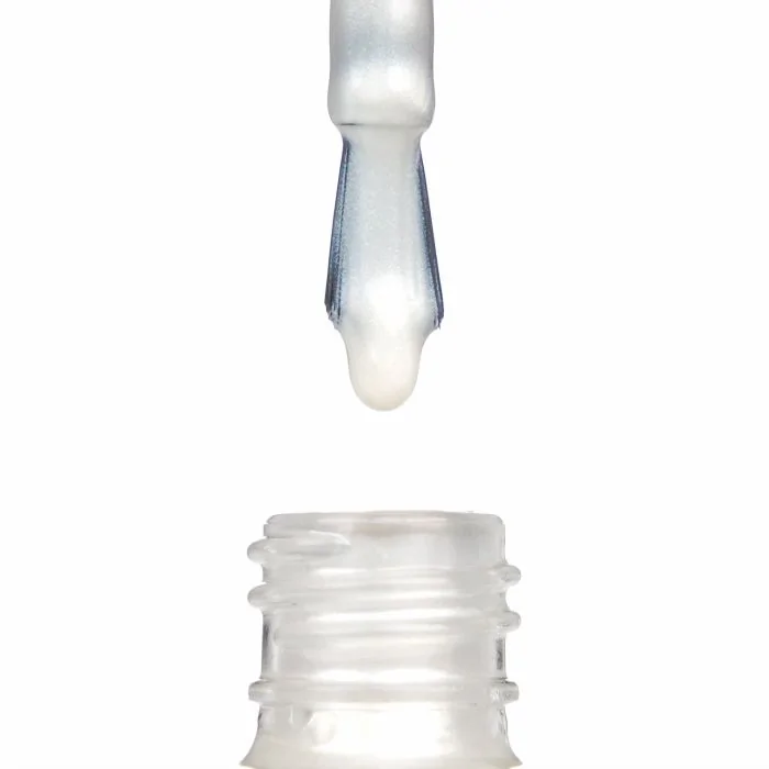 Anwendung von Nagellack NP795 White Satin