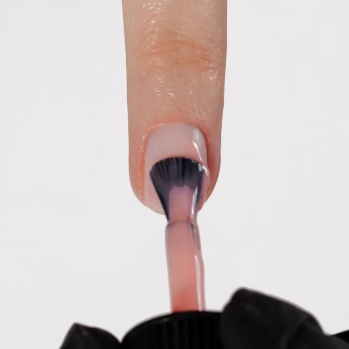 Applicazione di Smalto semipermanente SP539 Pink Petal