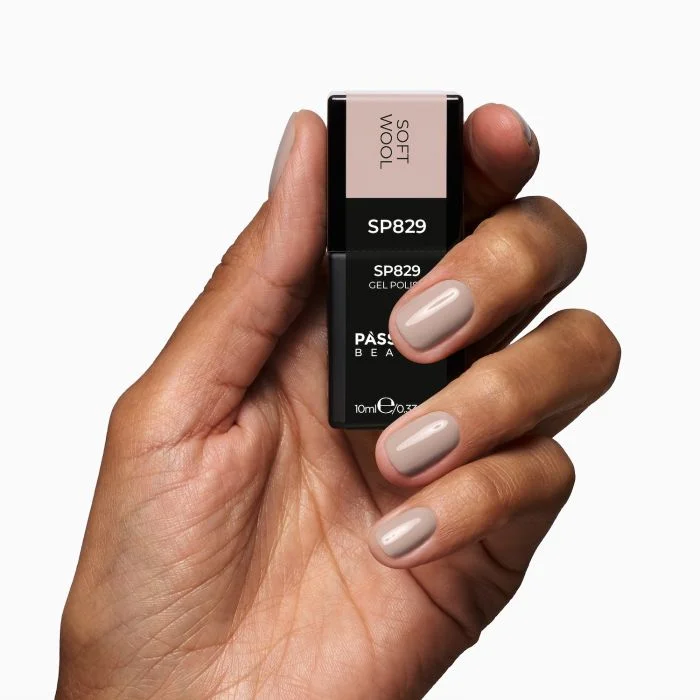Vernis semi-permanent SP829 Soft Wool - Vernis semi-permanent nude clair - détail 2