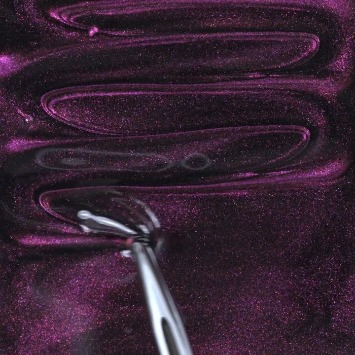 Application of Gel Nail Polish SP151 Violet 5D Cat Eye