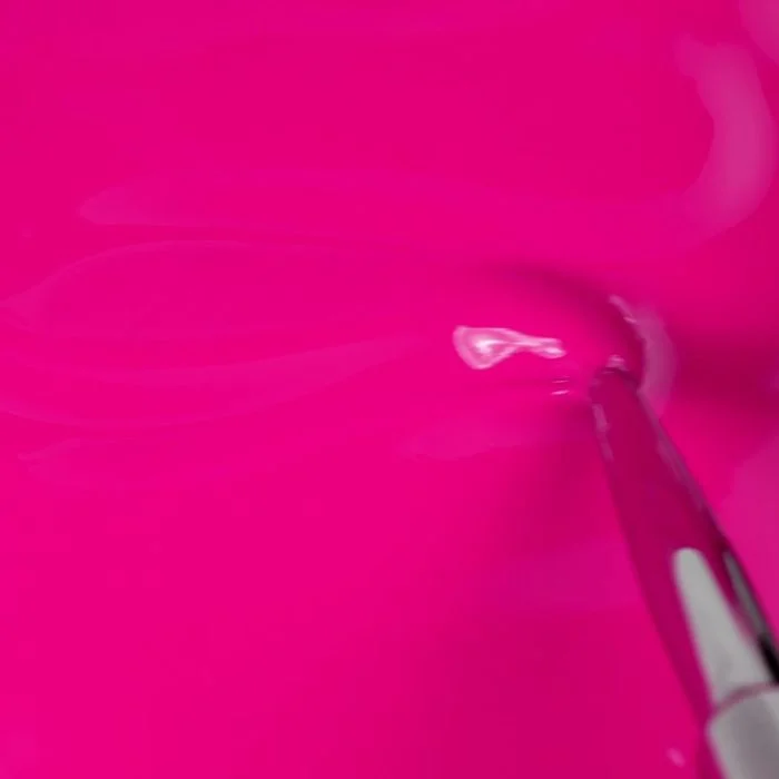 Anwendung von UV Nagellack NL48 Fantastic
