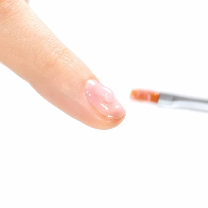 Application of Pinky Builder 15 ml