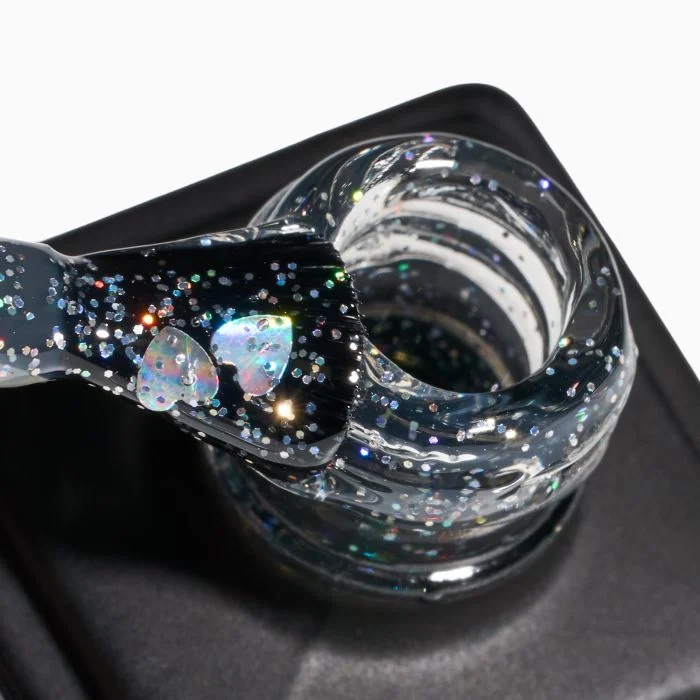 Holo Hearts Gloss 10 ml - Top Coat ohne Dispersion mit holografischem Effekt - Detail 3