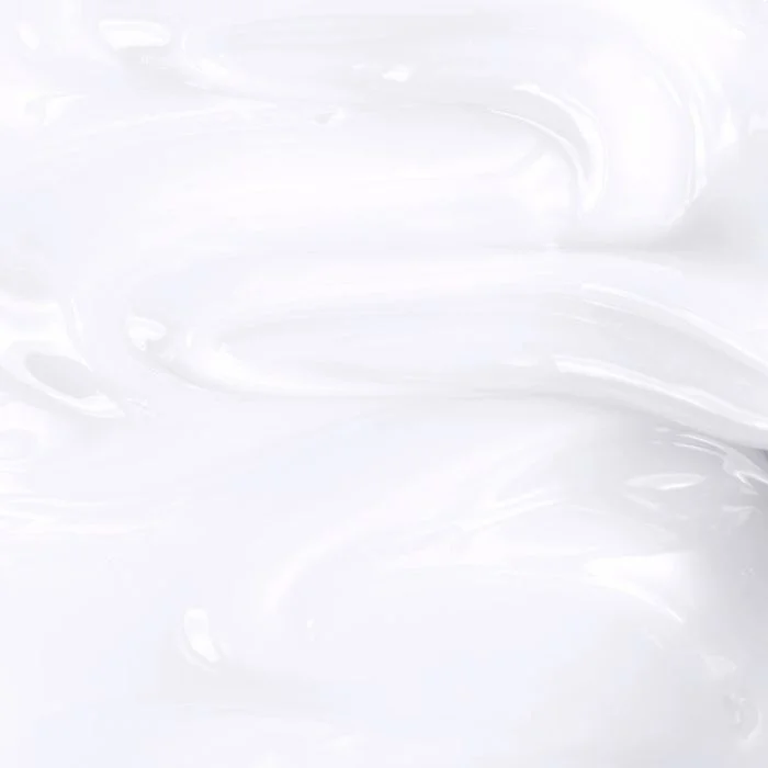 Applicazione di Milky White Builder 15 ml