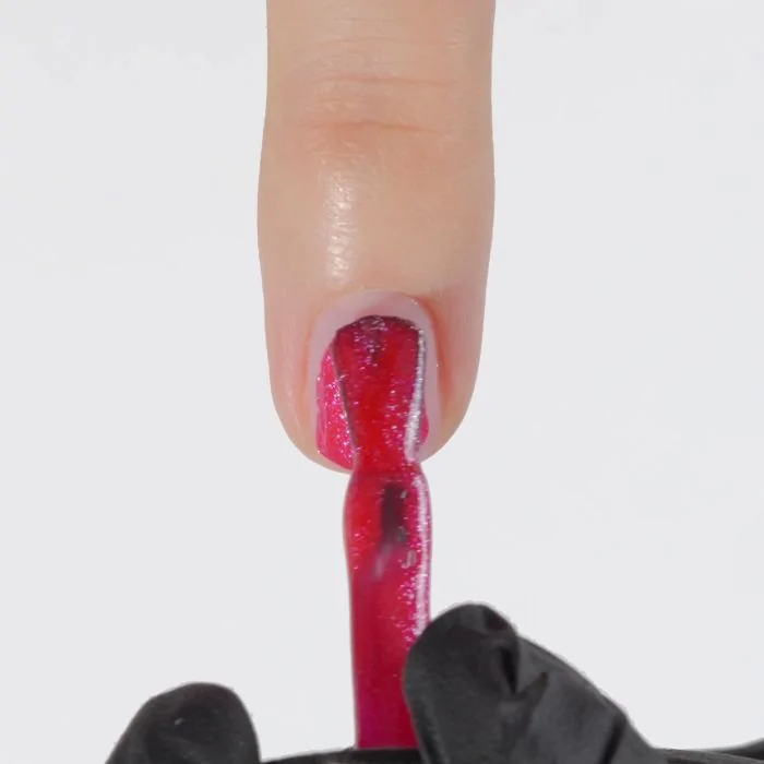 Applicazione di Smalto semipermanente SP799 Dragon Ruby 