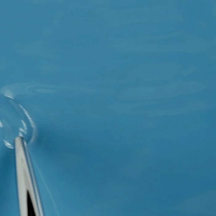 Applicazione di Smalto semipermanente SP769 Techno Blue