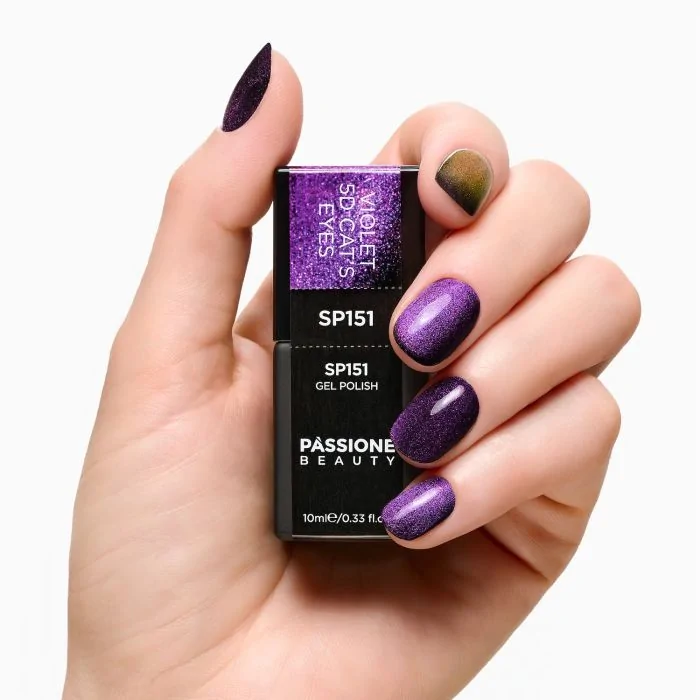 Gel Nail Polish SP151 Violet 5D Cat Eye - Violet Gel Polish with Cat Eye Effect - detail 3